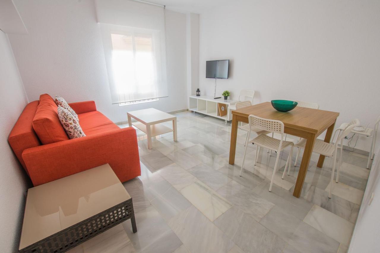 Ibericabeds Rejas Basic Apartment Granada Exterior photo