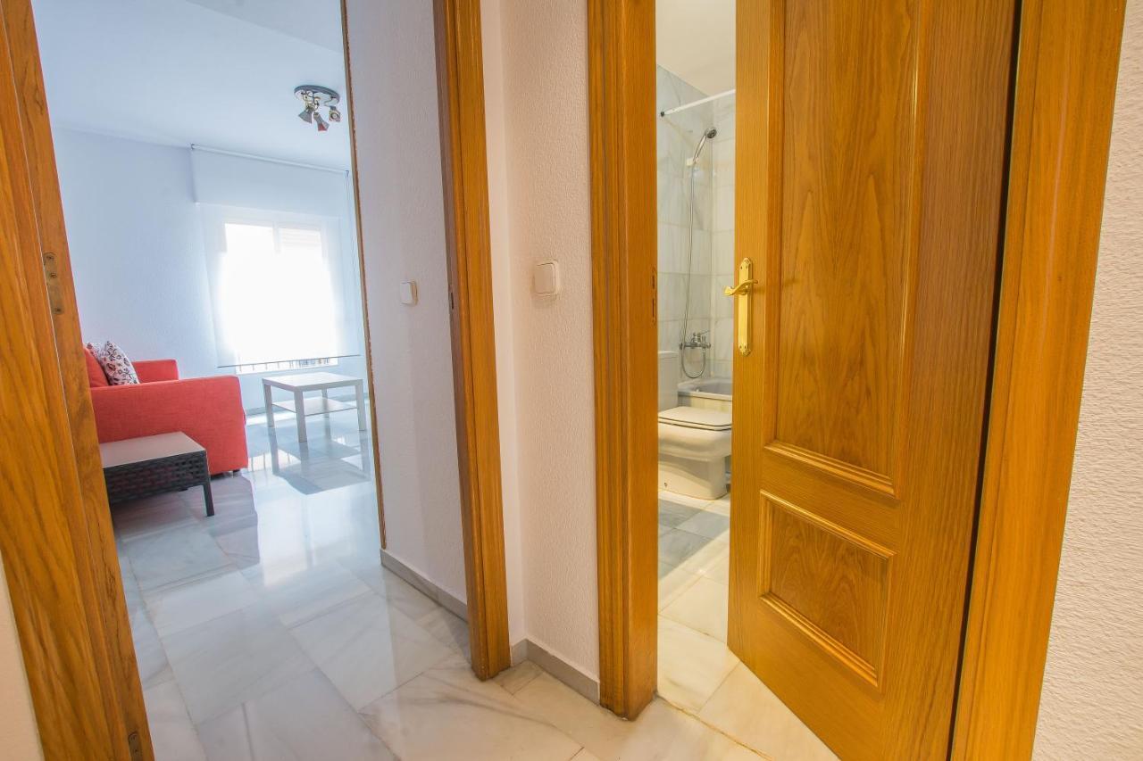 Ibericabeds Rejas Basic Apartment Granada Exterior photo